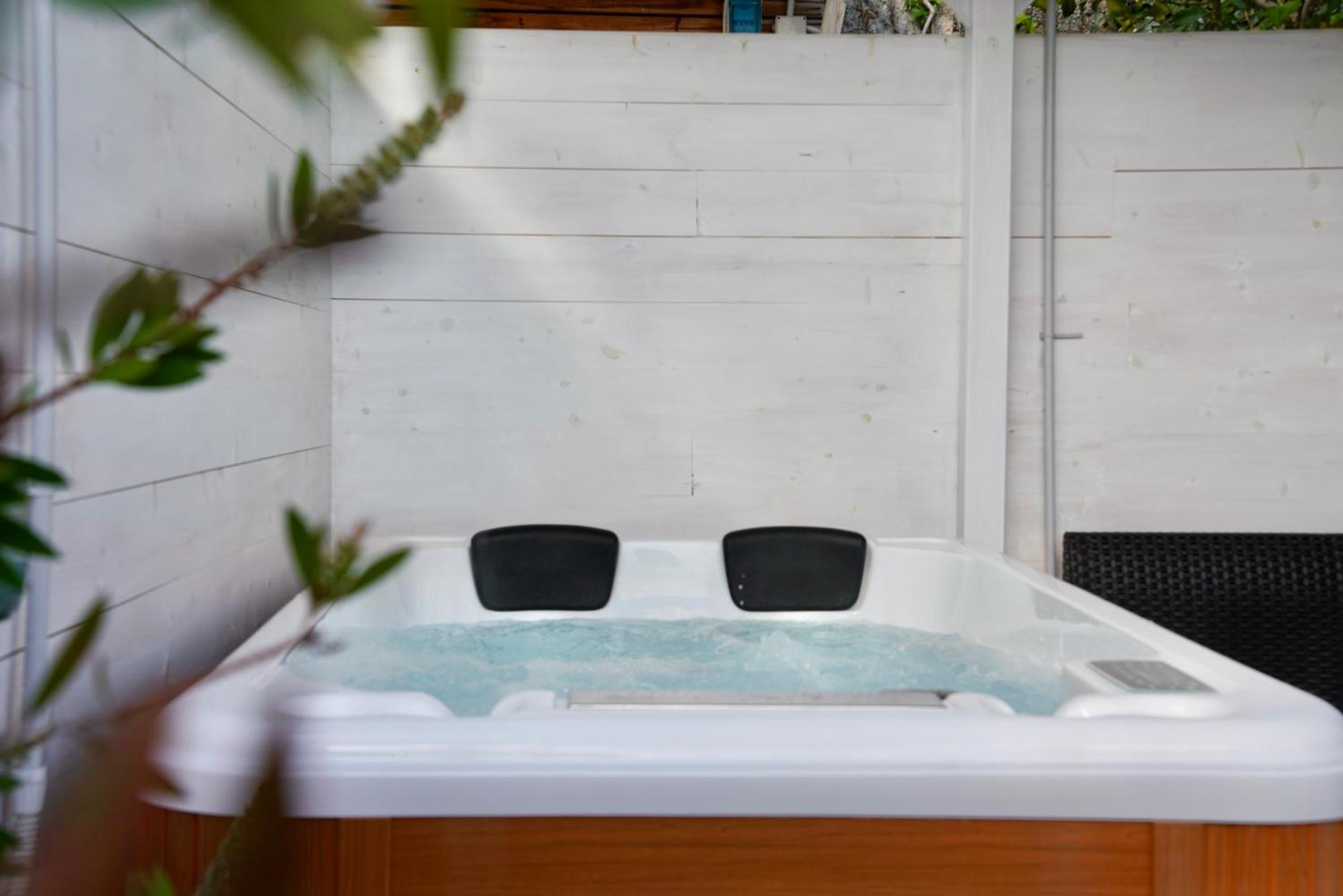 Starsbox Jacuzzi Privata E Piscina Vista Mare Hotel Celle Ligure Buitenkant foto